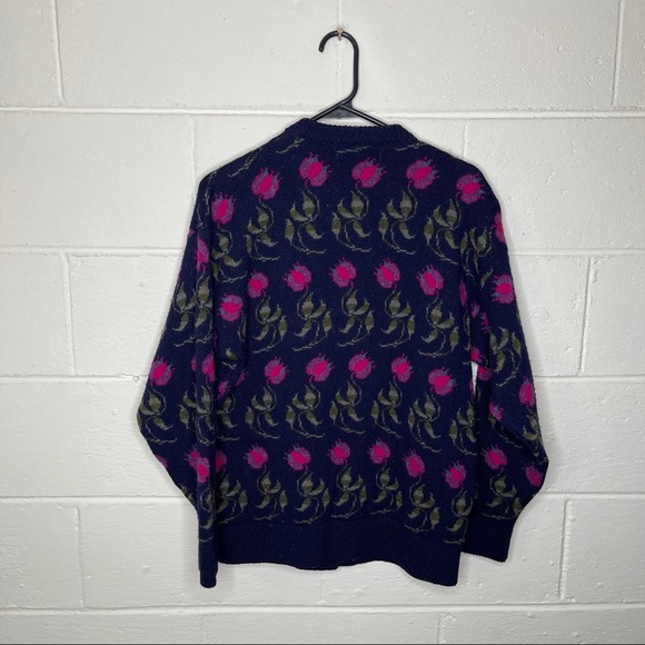 Vintage Glenugie wool floral button down sweater - Picture 9 of 9